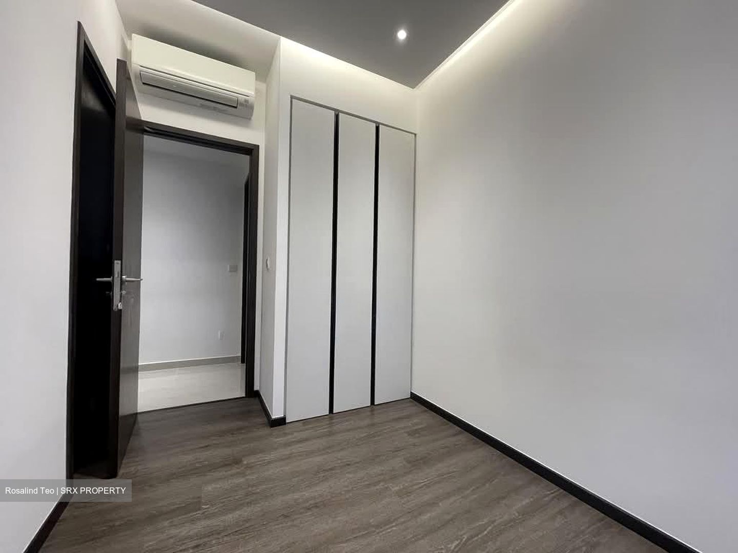 Symphony Suites (D27), Condominium #587709301